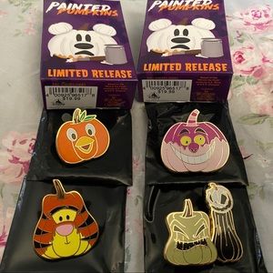 Disney pins